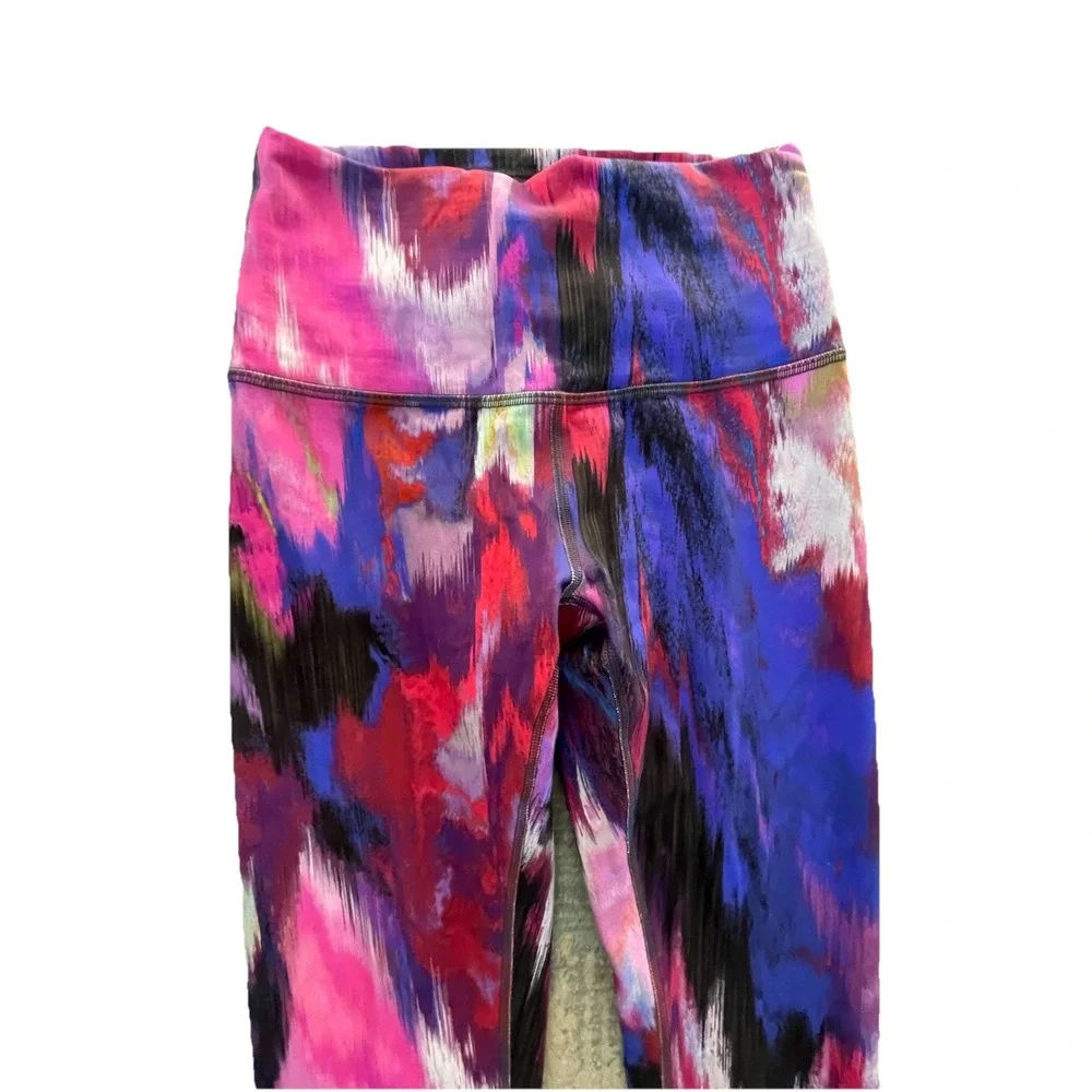 Lululemon Wunder Train High-Rise Tight 28 Pink Multi Size‎ 4 EUC Everlux